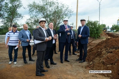Евгений Солнцев: верхнюю набережную в Оренбурге благоустроят ко Дню города