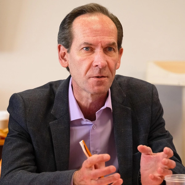 Владимир Витман, руководитель юридической фирмы, профессиональный юрист, бывший федеральный судья | Источник: Анжела Мнацаканян/ «Фонтанка.ру»