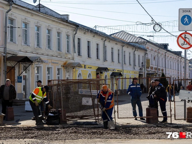 Губернатор региона пообещал жёстко контролировать сроки выполнения работ | Источник: Евгений Кудрявцев / 76.RU 