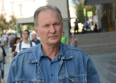 Виктор Добронравов впервые рассказал о состоянии отца, перенесшего операцию: «Уже вовсю работает»
