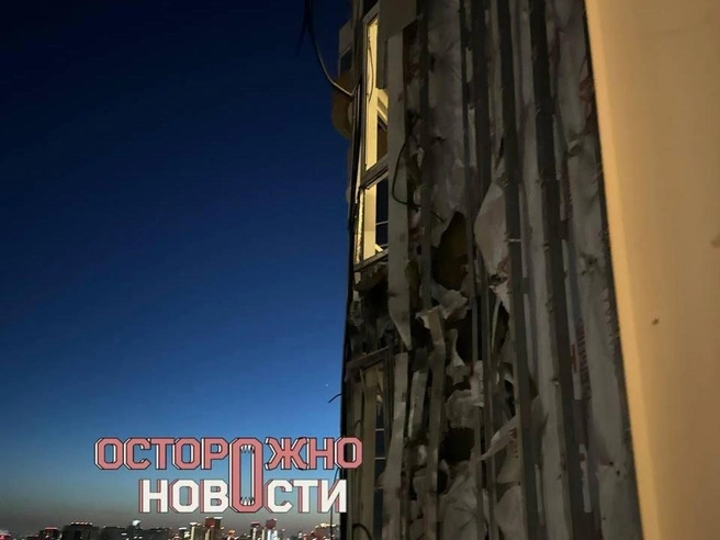 Обломки БПЛА влетели в жилую многоэтажку на юго-западе Москвы | Источник: Осторожно, новости / T.me
