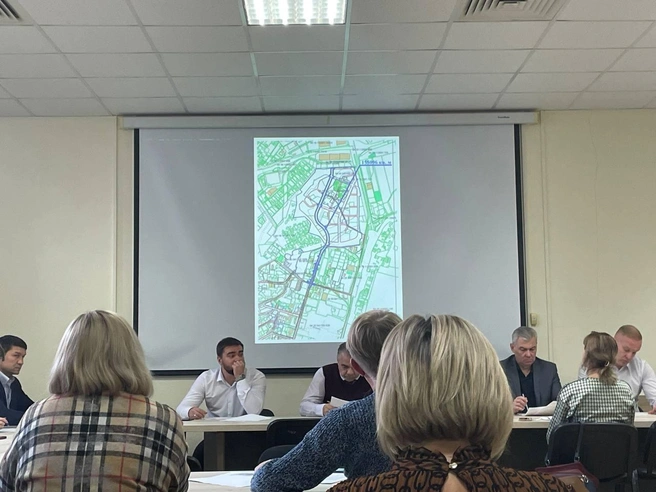 Схема показывает планируемую трассу продления улицы Богдана Хмельницкого. | Источник: Елизавета Горячева / NGS.RU