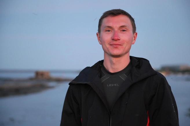 24-летний Владимир Бондарев плыл в одной байдарке с Валерией Пужняк | Источник: Олег Беневоленский