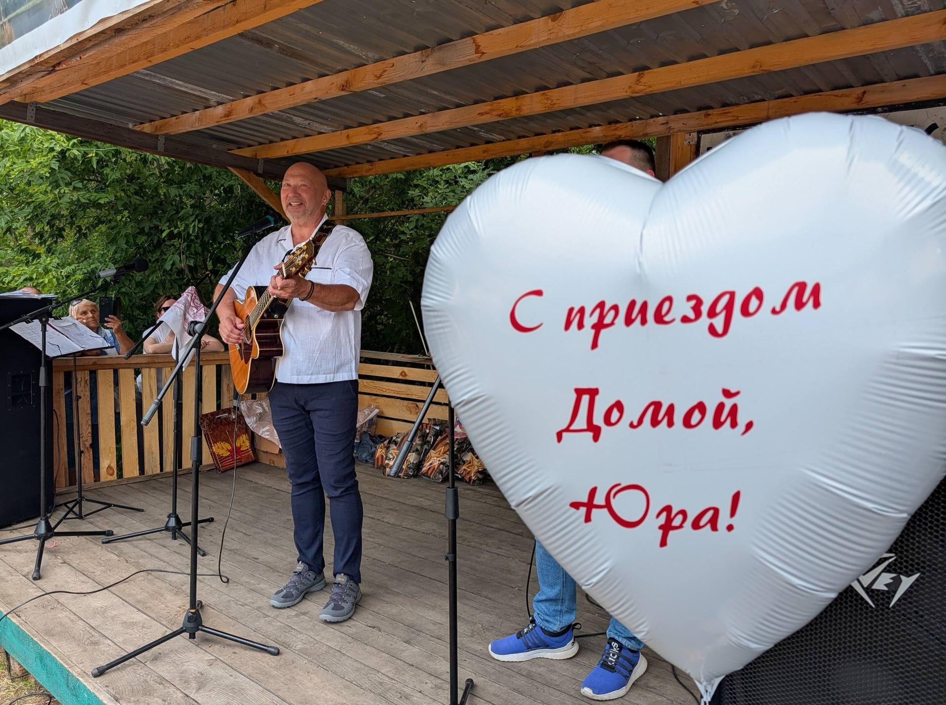 Две семьи, борьба за сына и спасение театра: какие тайны скрывает Юрий Гальцев