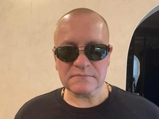 Допрос отца девочки, хладнокровно стрелявшей в одноклассников брянской школы