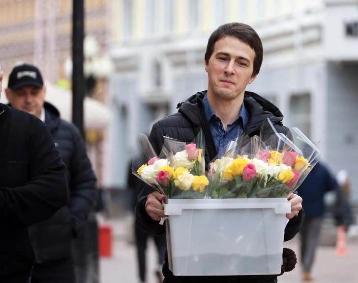 Когда выгоднее всего заказывать цветы на 8 Марта | Источник: Oleg Elkov/Shutterstock/Fotodom.ru