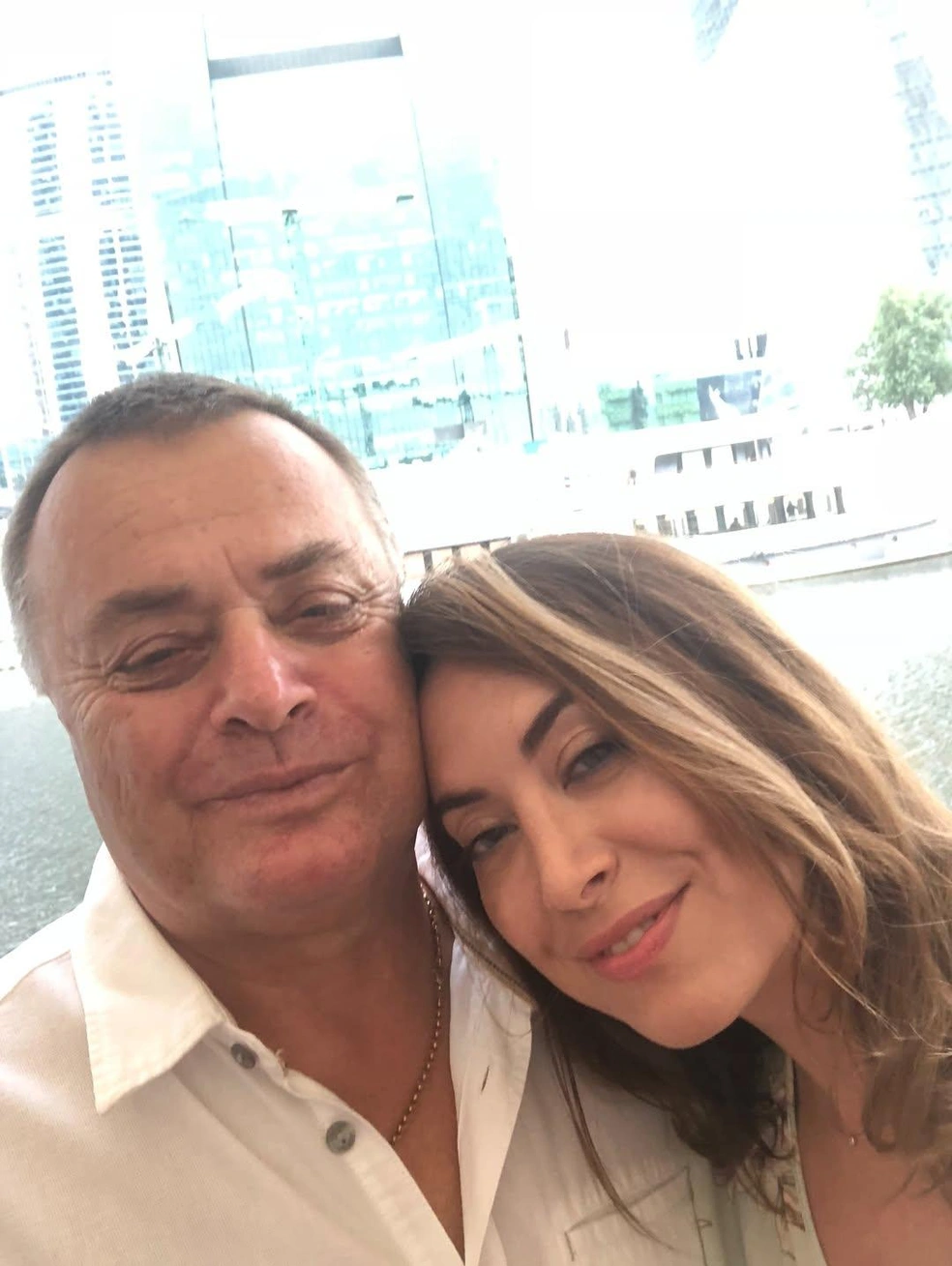 Отец и сестра Жанны Фриске прокомментировали скандальный пост Шепелева  | Источник: friske_natalia, Instagram (экстремистская организация, деятельность запрещена на территории РФ)
