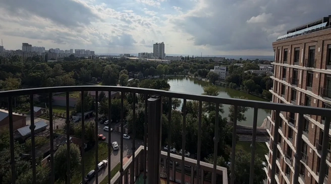 Вид на парк Якутова и озеро Солдатское | Источник: Сайт объявлений
