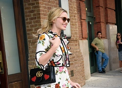 Марго Роби в total look от Gucci