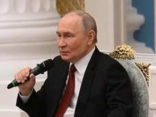 Президент России Владимир Путин впервые рассказал, что у него родилась внучка