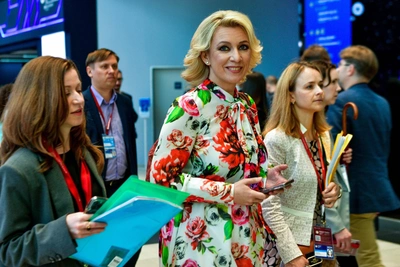Захарова опровергла миф о «половине» французского в романе «Война и мир»