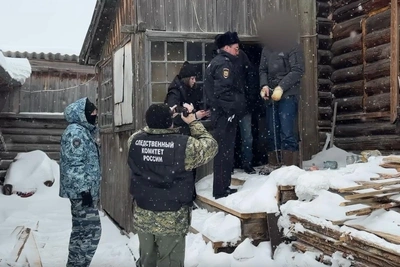 В Зауралье мужчина облил сожительницу бензином и поджег