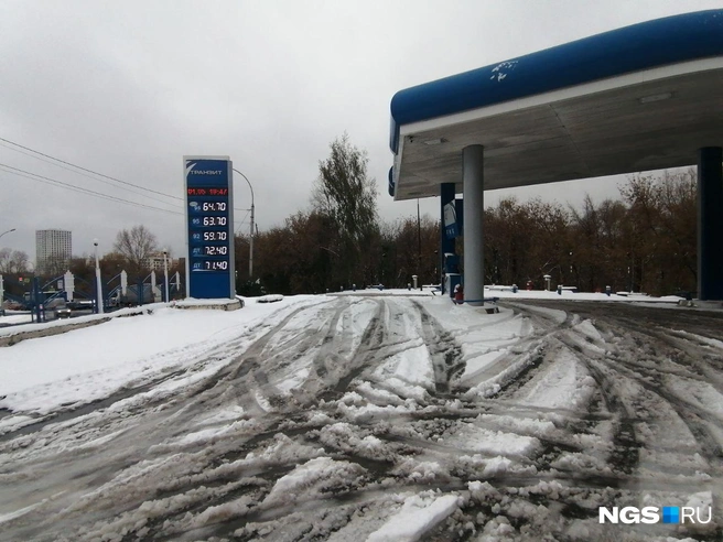 На заправке никого не было | Источник: Егор Сафронов / NGS.RU