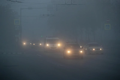 Porsche перевернулся в Барнауле, водитель пострадала