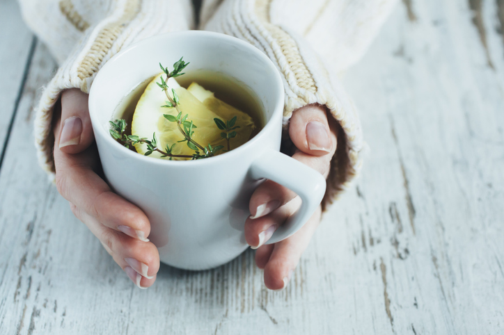 Пуэр помогает похудеть, белый защищает от рака: факты о чае