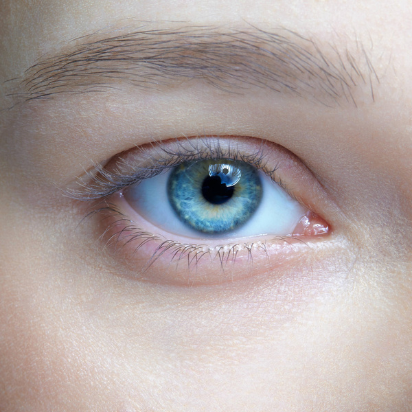 Правда ли, что карие глаза под радужной оболочкой голубые?