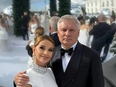 Орлова о свадьбе Бородиной: «Почему вас так триггернуло, что мой муж вел мою подругу к алтарю?»