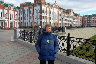 Hotel Manager Discovers Dead Teacher on Birthday