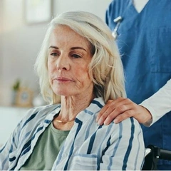 «Мне советовали купить слабительное»: британка с 4-й стадией рака поджелудочной назвала первый «незначительный» симптом