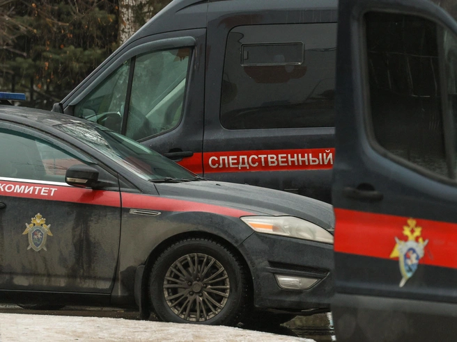 На месте происшествия работали сотрудники экстренных служб | 166.ru