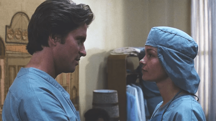 6 фильмов, после которых ты станешь бояться врачей