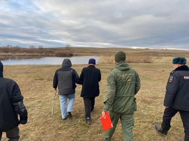 На снимке водоем, где бросили тело жертвы | Источник: Управление СК по Челябинской области