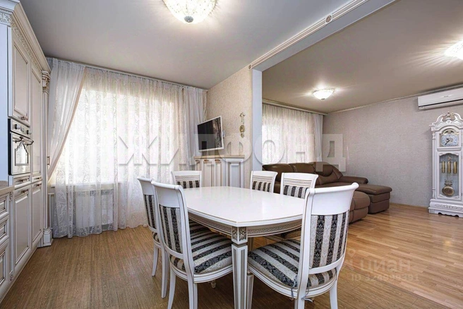 Кухня занимает 46 квадратных метров | Источник: N1 / Жилфонд