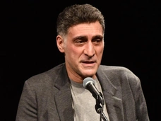 В Москве прощаются с Тиграном Кеосаяном: репортаж