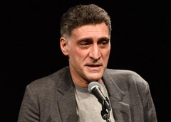 В Москве прощаются с Тиграном Кеосаяном: репортаж