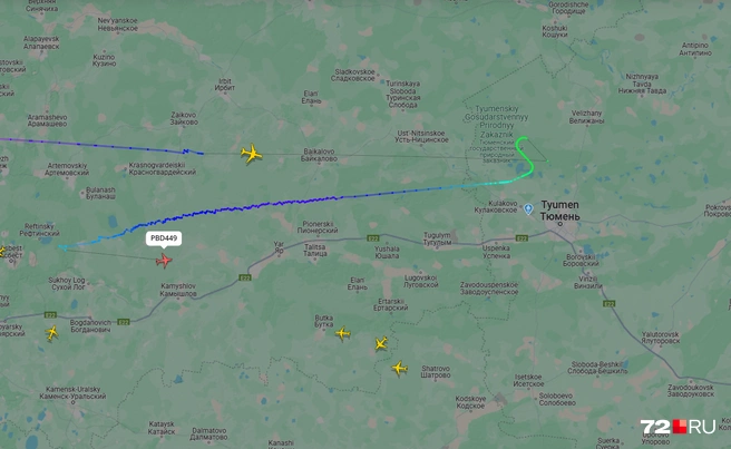 Самолету пришлось покружиться | Источник: Flightradar24