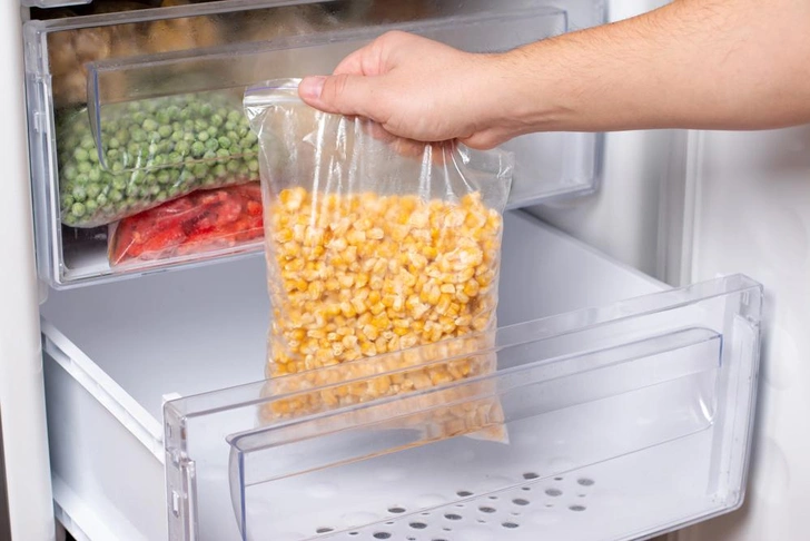 Какие продукты лучше всего покупать в магазинах только в замороженном виде | Источник: Ahanov Michael/Shutterstock/Fotodom.ru