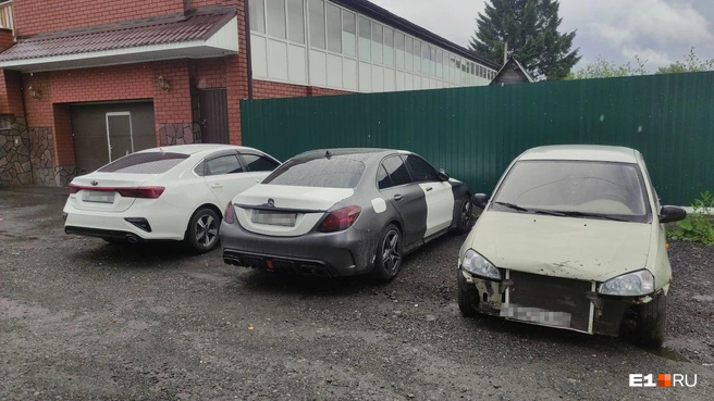 Автосервис стоит в частном секторе | Источник: читатель E1.RU