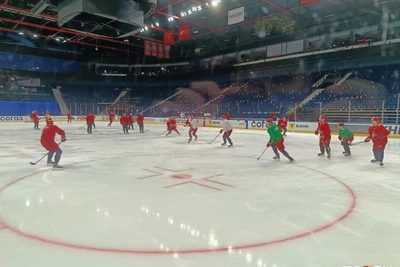 Хоккеисты Локомотива нацелены на победу в стартовой серии плей-офф