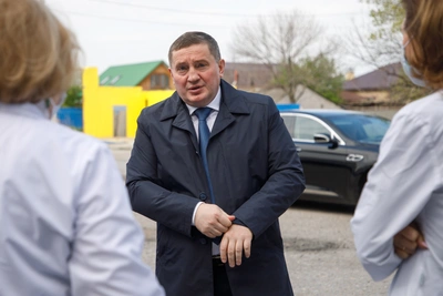 На нефтебазе под Волгоградом вспыхнул пожар после атаки беспилотников