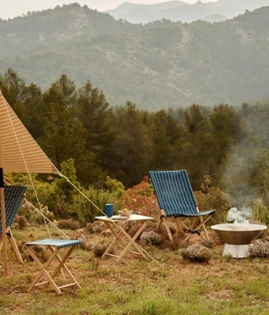 Для пикников, парков и походов: Джаспер Моррисон и Hay переосмыслили снаряжение для кемпинга