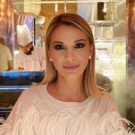 Ольга Орлова продемонстрировала женственную фигуру в раздельном купальнике: «Набрала так набрала!»