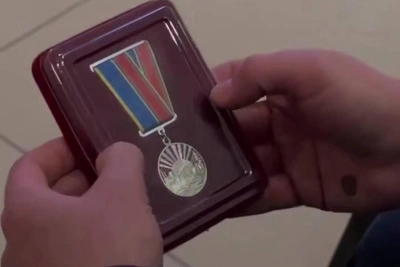 Энергетиков наградили за работу в аварийной ситуации