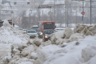Snowstorm Buries Nizhny Novgorod for Third Day