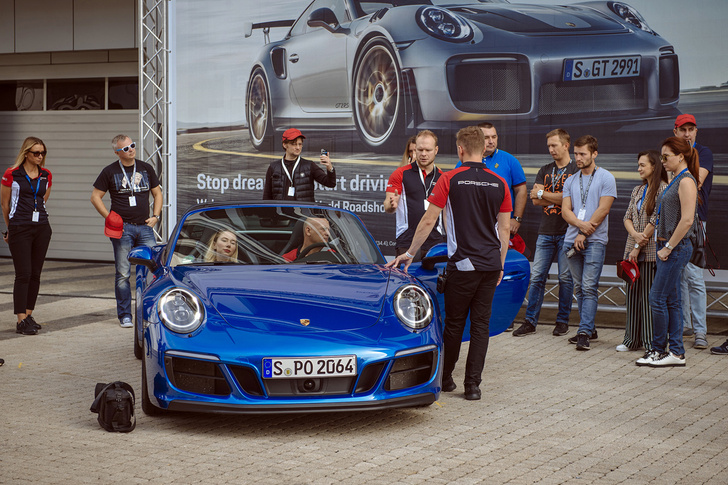 Вирус Porsche: как прокатиться на всех моделях автомобильного бренда за один день