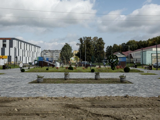 В сквере в центре города — современный скейт-парк | Источник: Александр Куренной / 76.RU