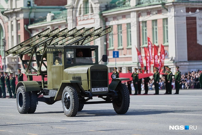 Легендарный сталинский реактивный миномет БМ-13 «Катюша» | Источник: Александр Ощепков / NGS.RU
