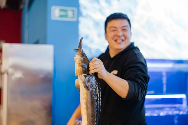 В меню — блюда китайской и японской кухни из свежих морепродуктов | Источник: Ксения Зимина