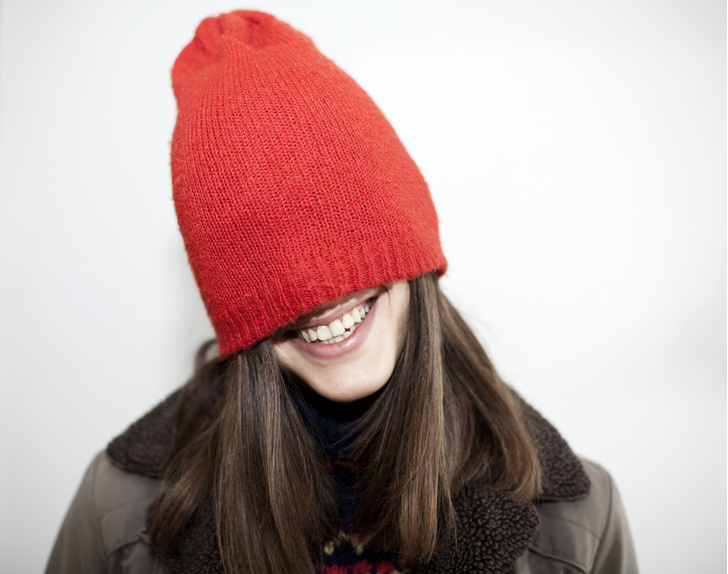 Warm & Pretty: как носить шапку, чтобы не испортить прическу