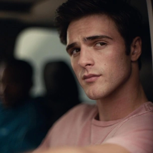 Почему красивые и яркие мужчины часто непригодны для семейной жизни