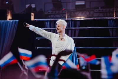 «Это влияние его супруги?»: фанатки SHAMAN'а в ступоре из-за его новой похабной выходки