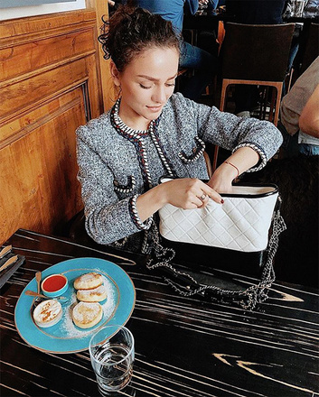 Всегда ли в моде классика фото