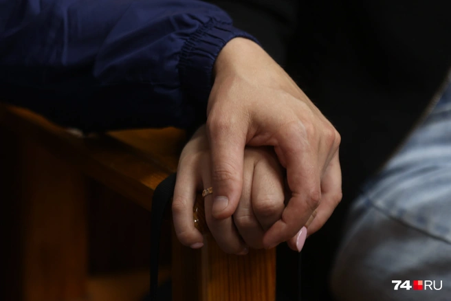 Пара быстро сблизилась и начала жить вместе | Источник: Дарья Пона / 74.RU