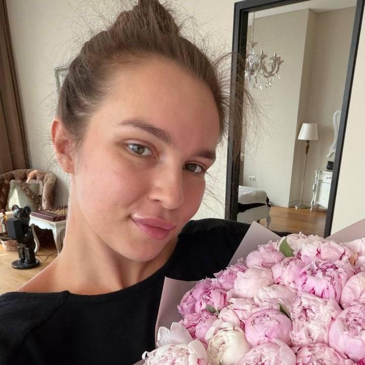 <p>Анна Отавина </p>