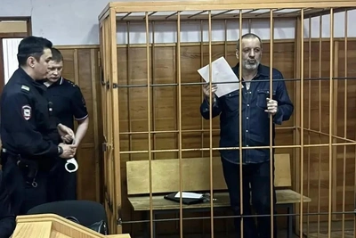 Гия Свердловский обвиняется в занятии высшего положения