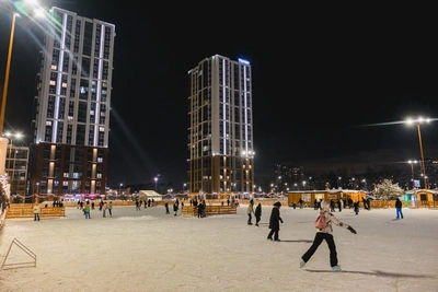 Каток у пермской «Планеты»: что предлагает и сколько стоит